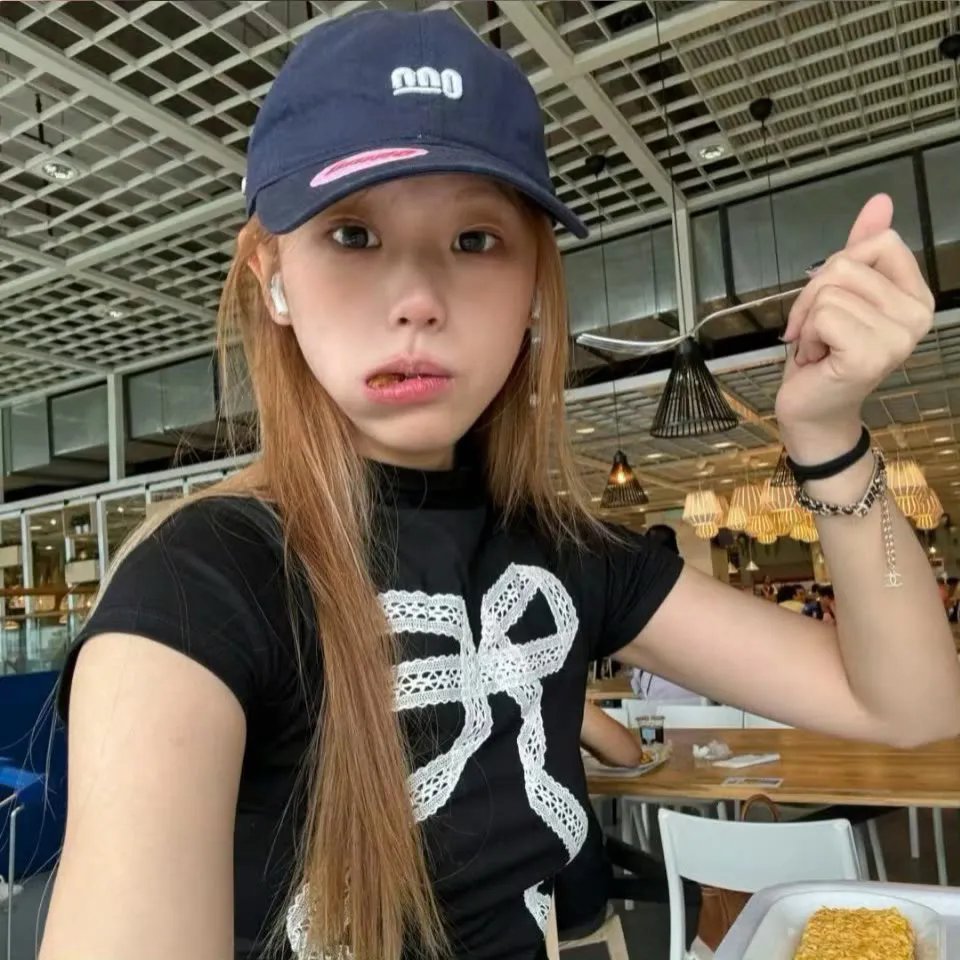 闪亮女孩